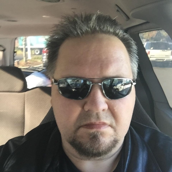 Meet your Posher, David - Picture 1 of 1